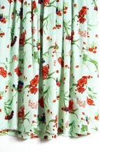 Load image into Gallery viewer, 1970s/80s Floral Rayon Skirt
