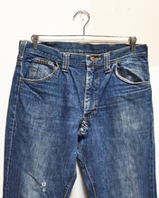 Load image into Gallery viewer, 1970s/80s Lee Bootcut Jeans 33x31
