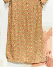 Load image into Gallery viewer, 1970s Paisley Shift Dress
