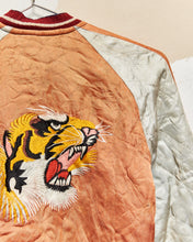 Load image into Gallery viewer, 1945-1953 Sukajan Souvenir Jacket
