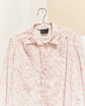 Load image into Gallery viewer, 1980s Pink Patterned Blouse
