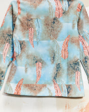 Load image into Gallery viewer, 1960s Feather Print Shirt
