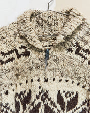Load image into Gallery viewer, 1960s Patterned Curling Sweater
