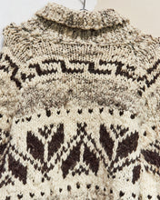 Load image into Gallery viewer, 1960s Patterned Curling Sweater
