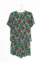 Load image into Gallery viewer, 1980s Floral Top &amp; Shorts Set

