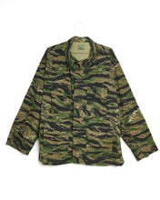 Load image into Gallery viewer, 1980s Unlined Tigerstripe Camo Jacket
