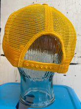 Load image into Gallery viewer, Round Hill Snapback
